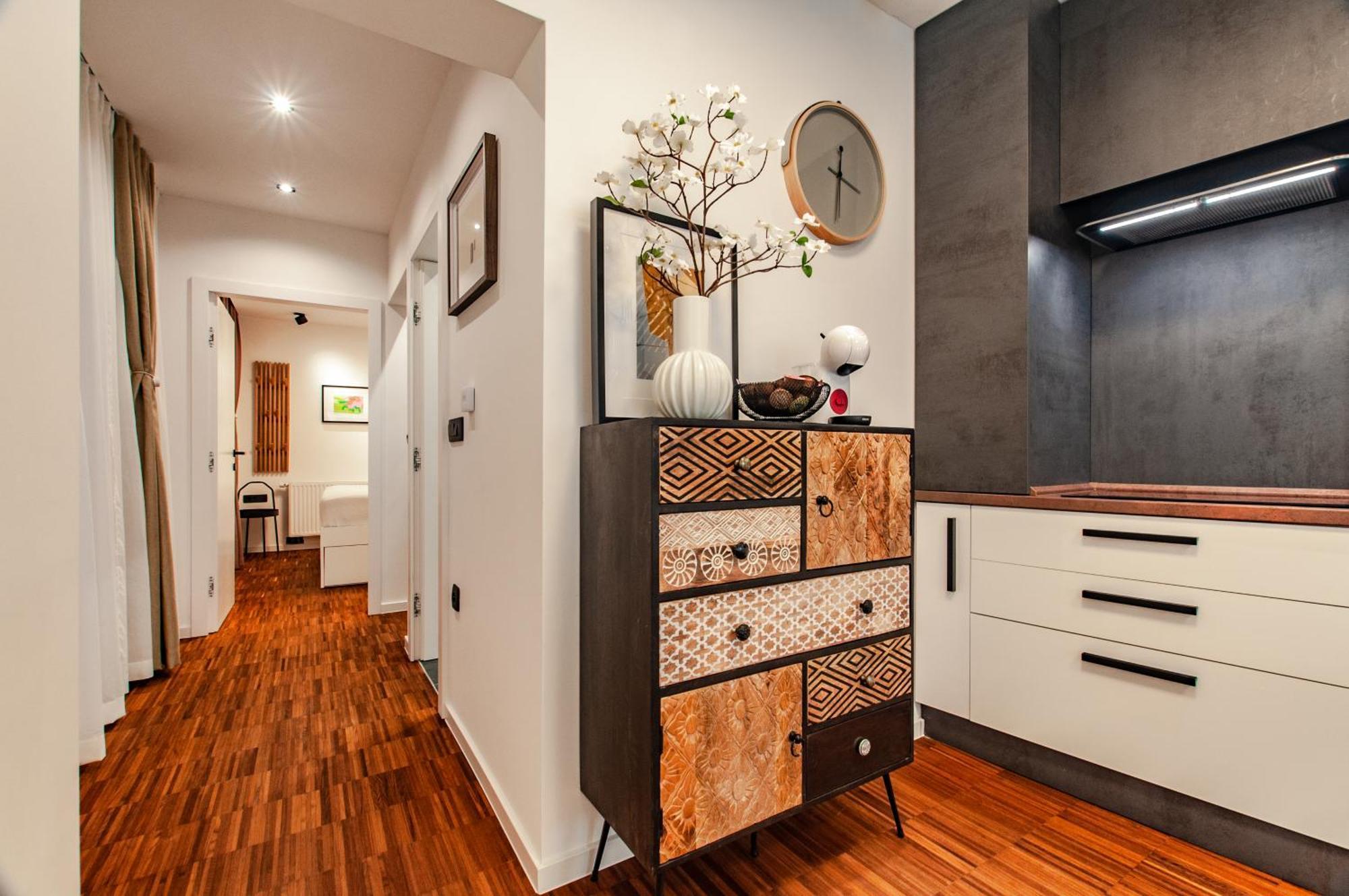 Six In The City Apartment, ليوبليانا المظهر الخارجي الصورة