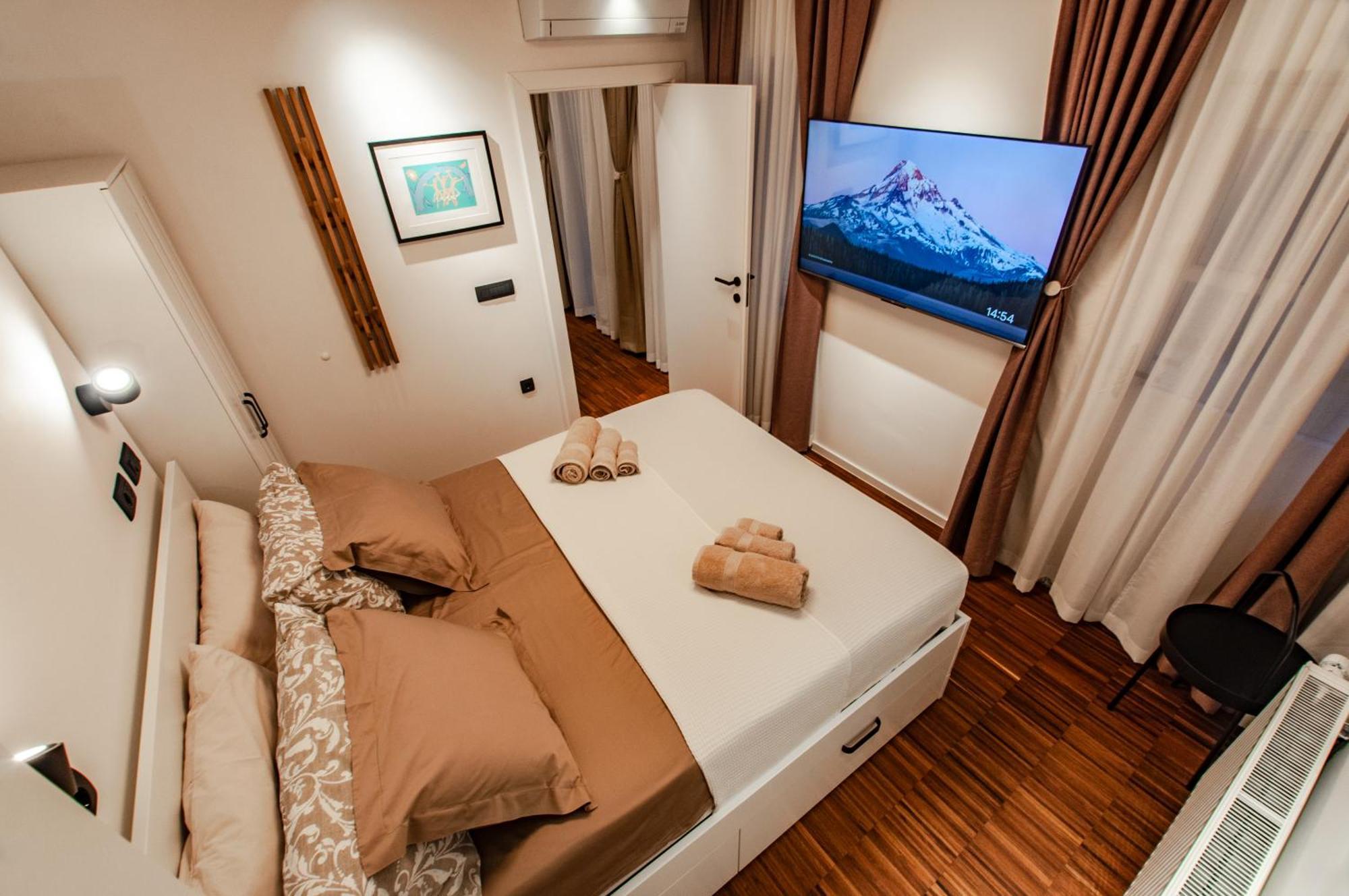 Six In The City Apartment, ليوبليانا المظهر الخارجي الصورة